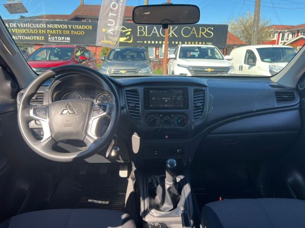 Mitsubishi L200 KATANA CRT 4x4 2023 - Imagen 6