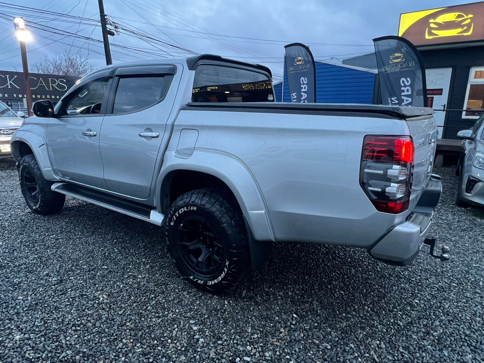 Mitsubishi L200 DAKAR AUT 4x4 2020 - Imagen 3