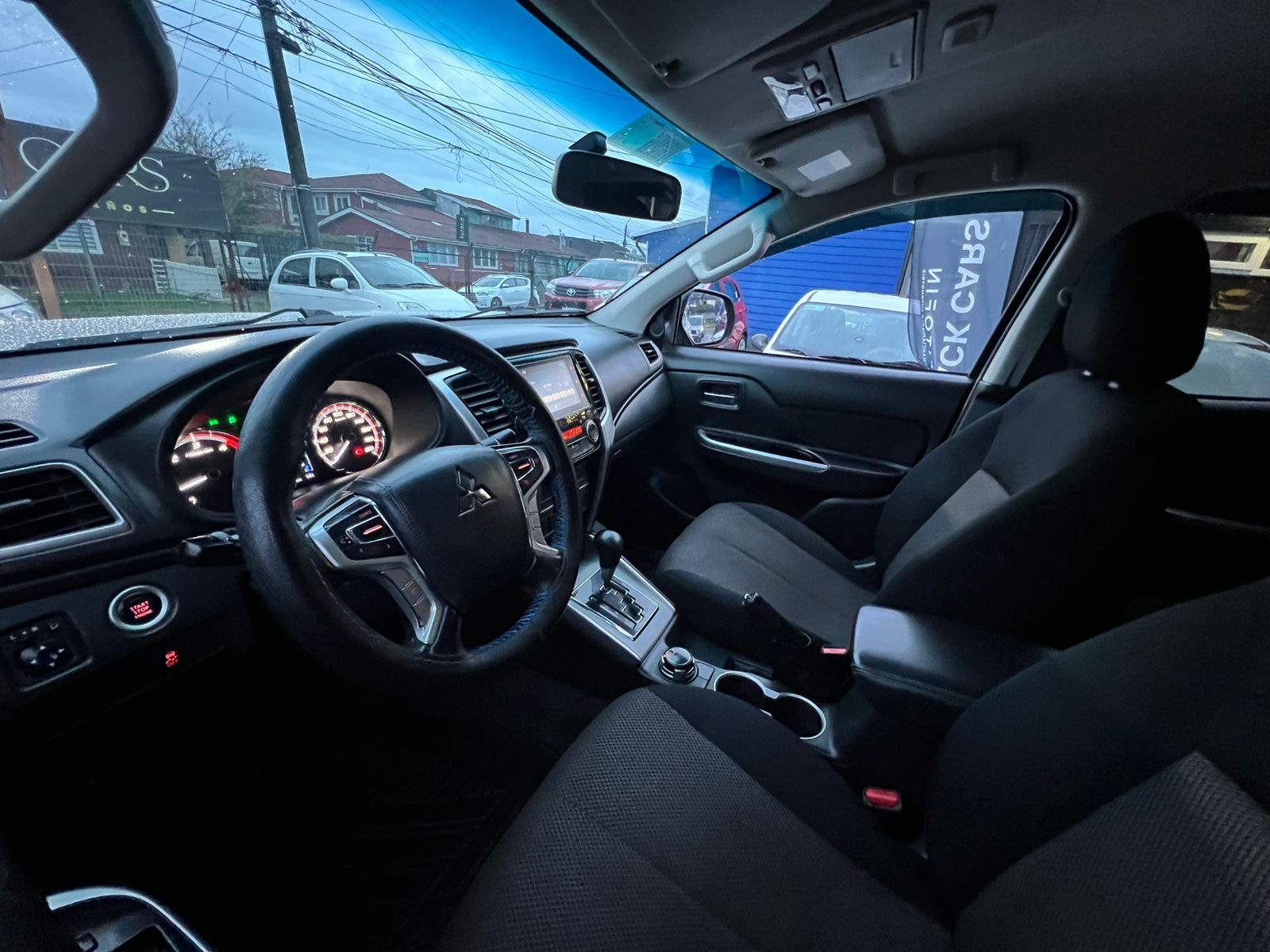 Mitsubishi L200 DAKAR AUT 4x4 2020 - Imagen 7