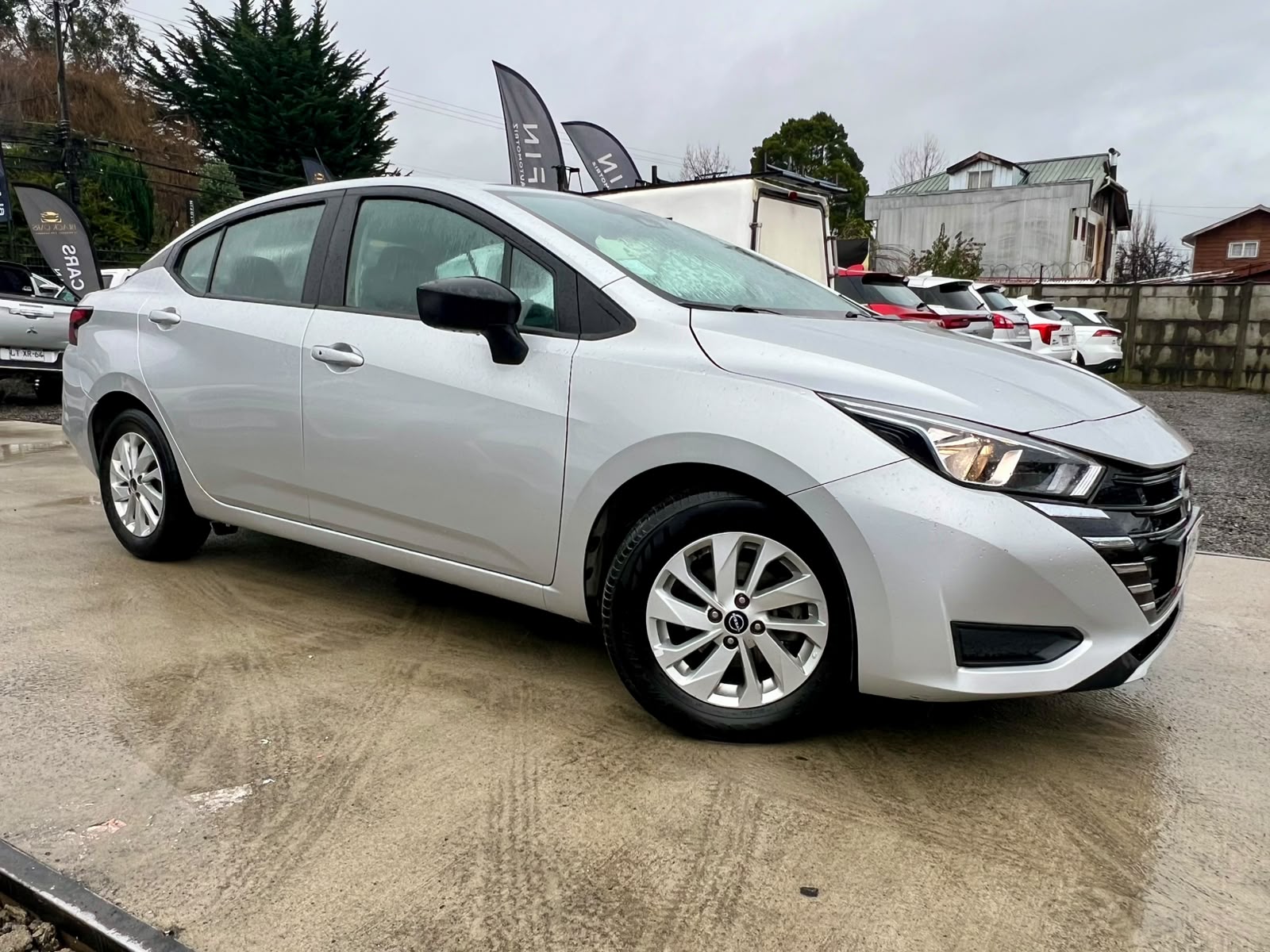 NISSAN VERSA AUTOMÁTICO 2024 - Imagen 2