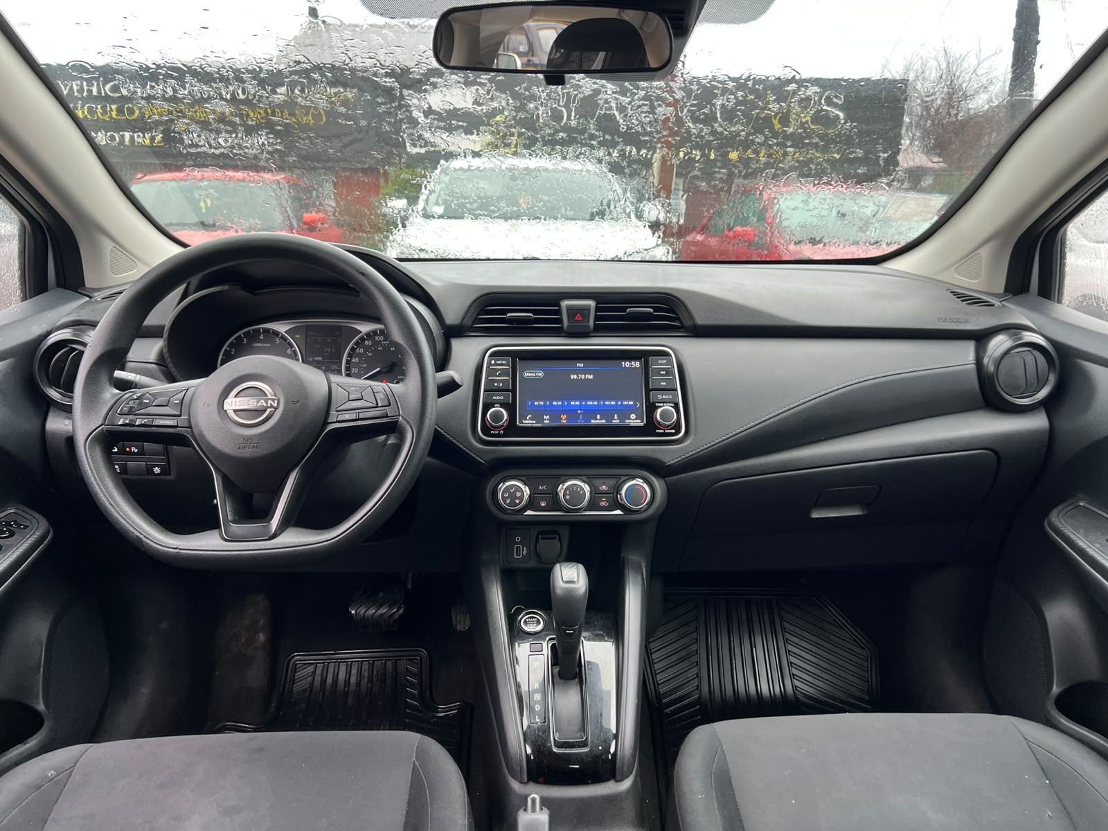 NISSAN VERSA AUTOMÁTICO 2024 - Imagen 6