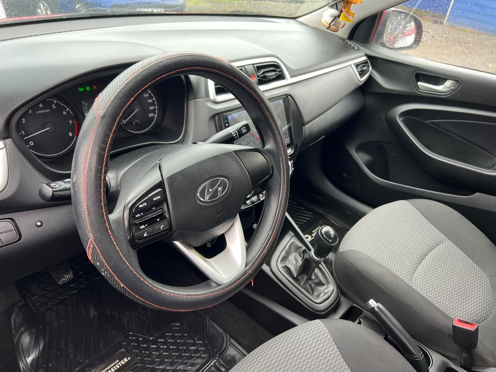 Hyundai Verna 2021 - Imagen 8