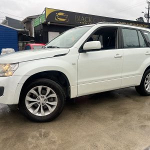 Suzuki Grand Nomade GLX 2018