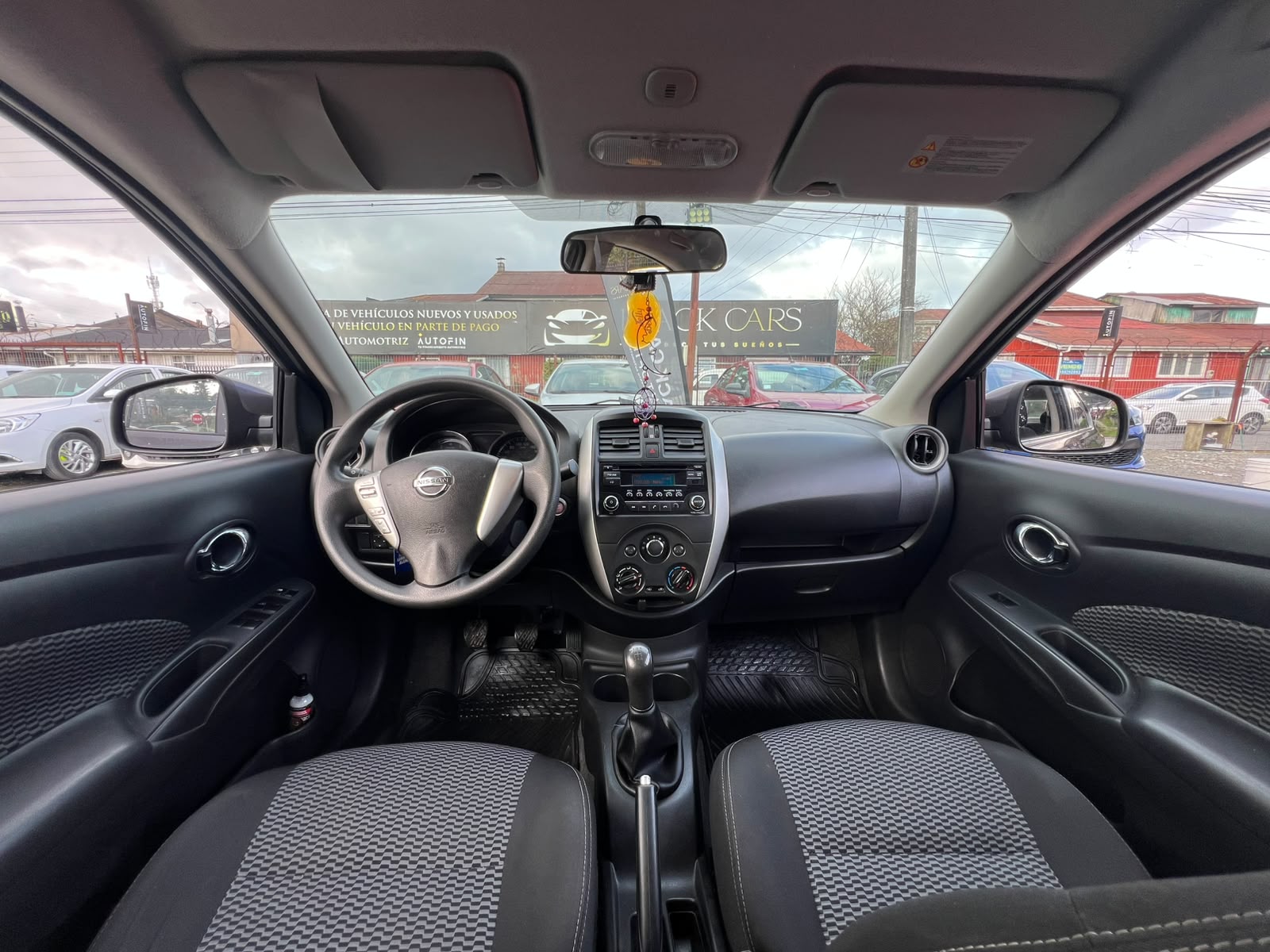 Nissan Versa 2018 - Imagen 8