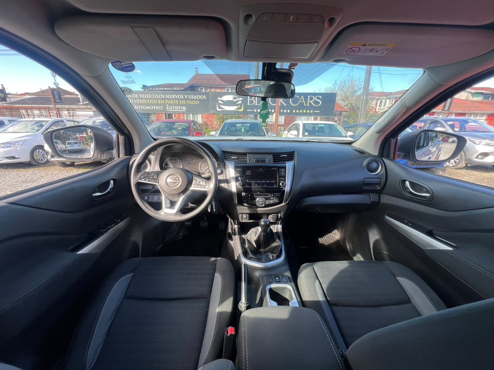 Nissan NAVARA XE 2024 - Imagen 8