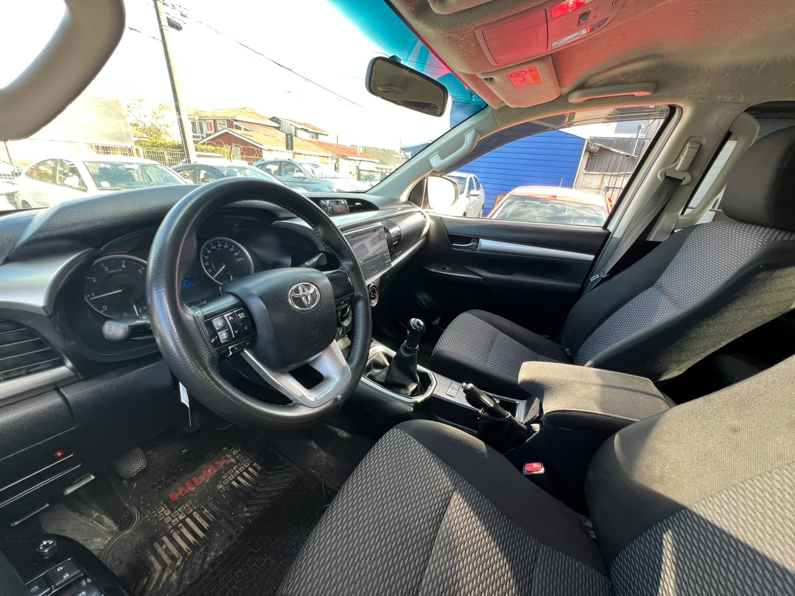 Toyota Hilux 2017 SR 4x4 - Imagen 10