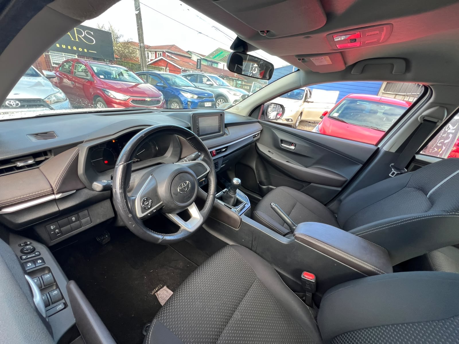 Toyota Yaris 2024 - Imagen 8