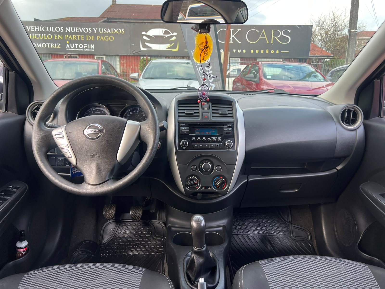 Nissan Versa 2018 - Imagen 9