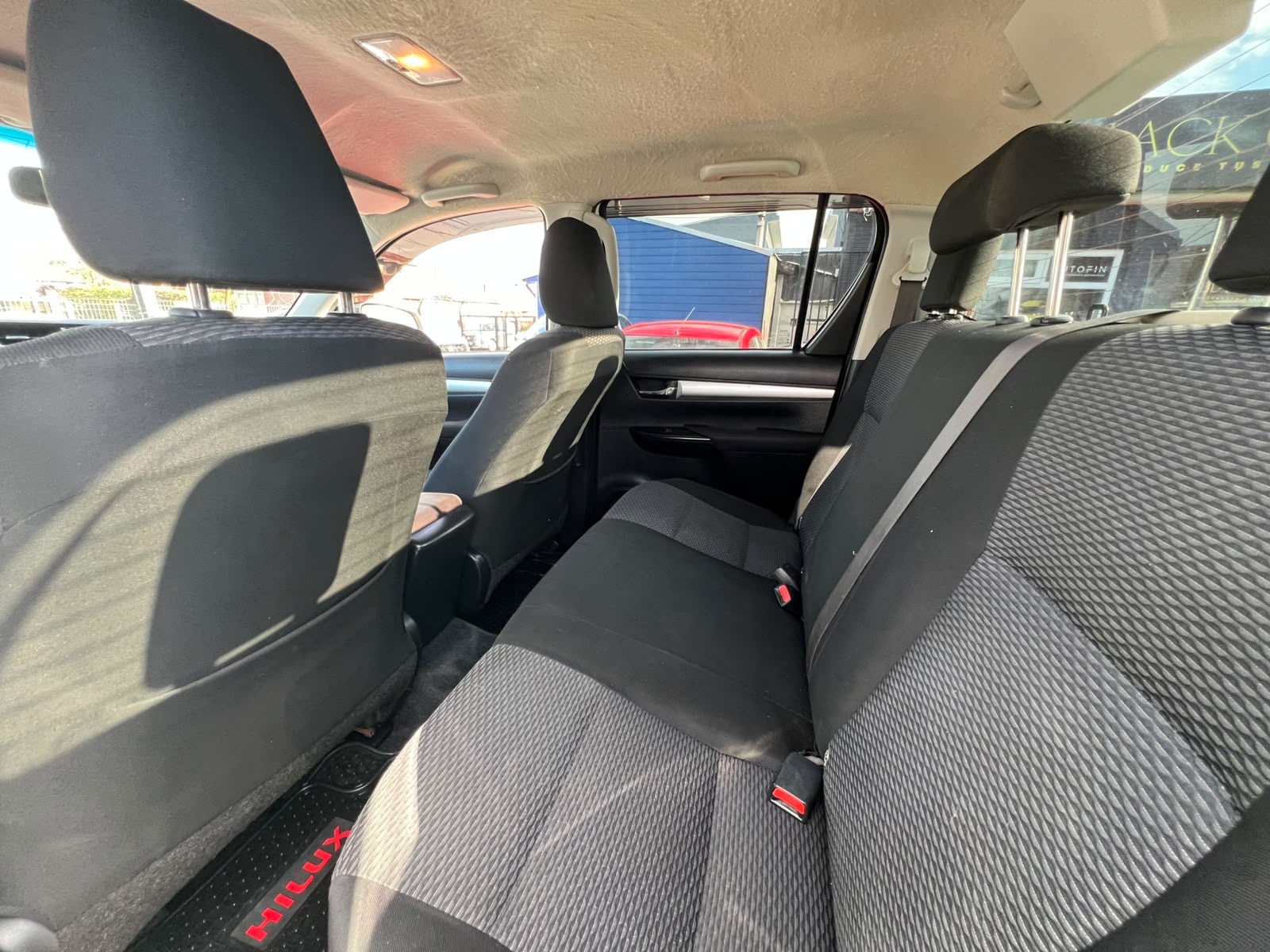Toyota Hilux 2017 SR 4x4 - Imagen 11
