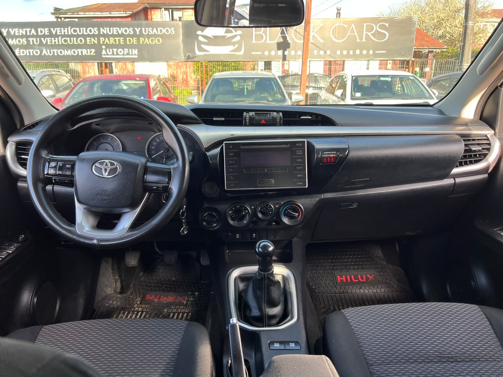 Toyota Hilux 2017 SR 4x4 - Imagen 9