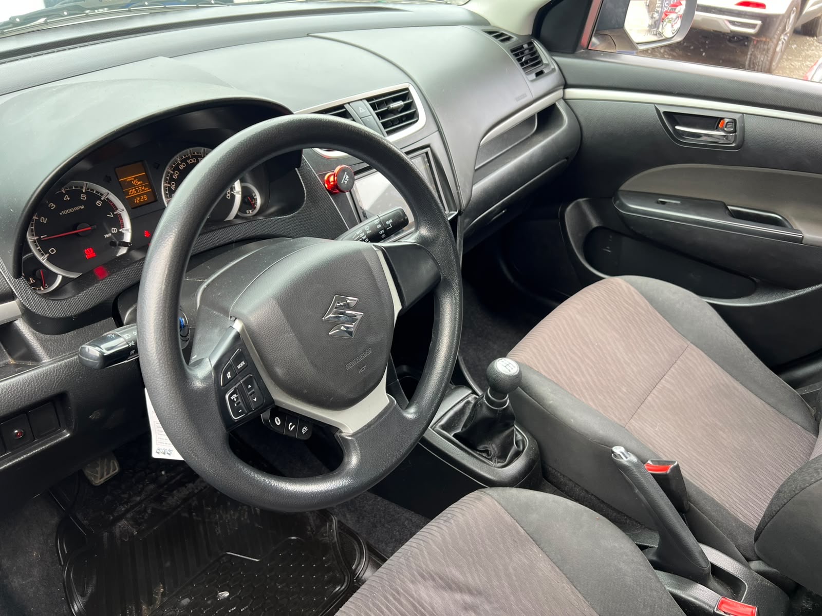 Suzuki Swift 2017 - Imagen 9
