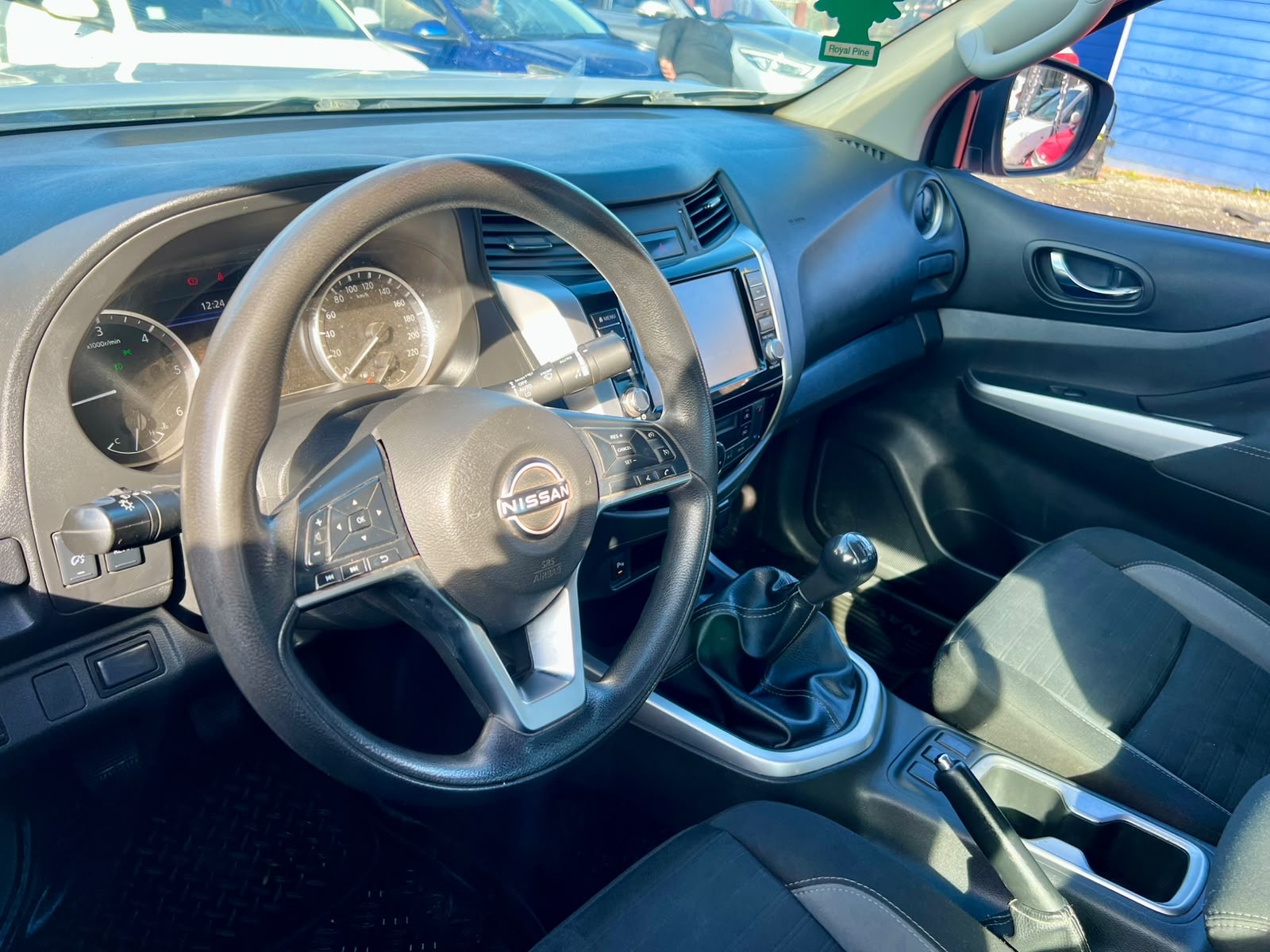 Nissan NAVARA XE 2024 - Imagen 9