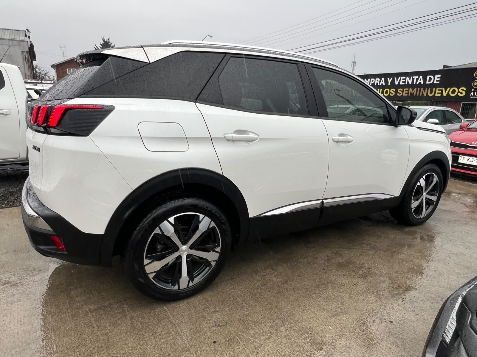 PEUGEOT 3008 DIESEL 1.6 ALLURE AUTOMÁTICO 2018 - Imagen 5