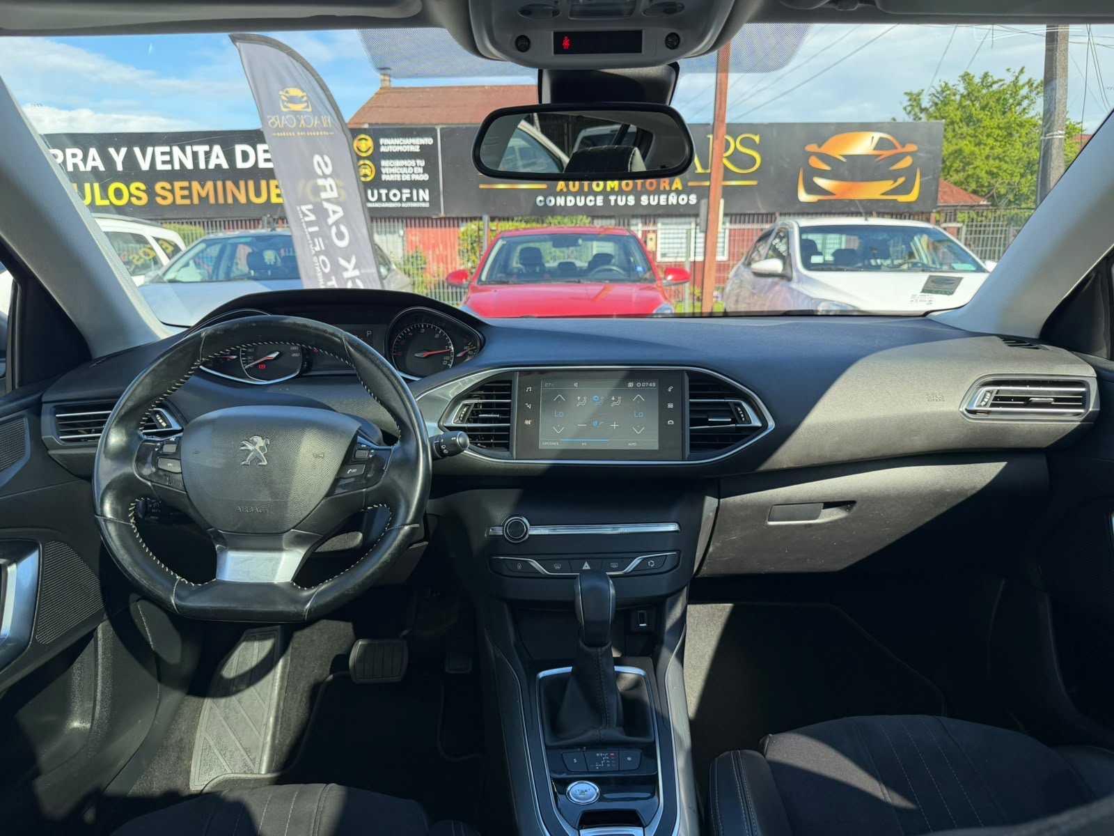 PEUGEOT 308 ALLURE HDI 1.6 AT 2018 - Imagen 10